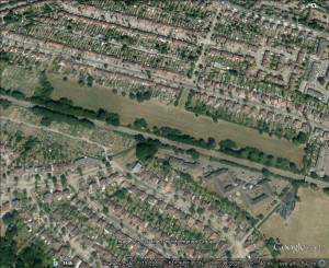 Old Farm Park, Sidscup, half of which s proposewd for sell-off by Bexley Council, despite this including an area recommendedfor inclusion in the Sidcup rail linesides SINC by London Wildlife trust. (Image from Google Earth)